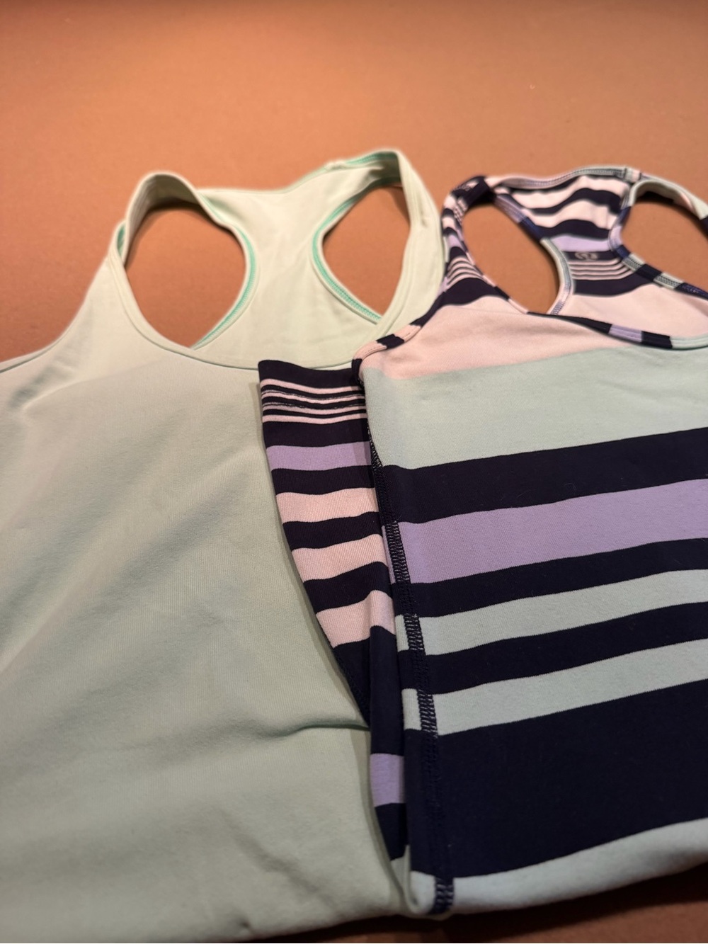 Lululemon women’s tank top bundle of two - Picture 6 of 6